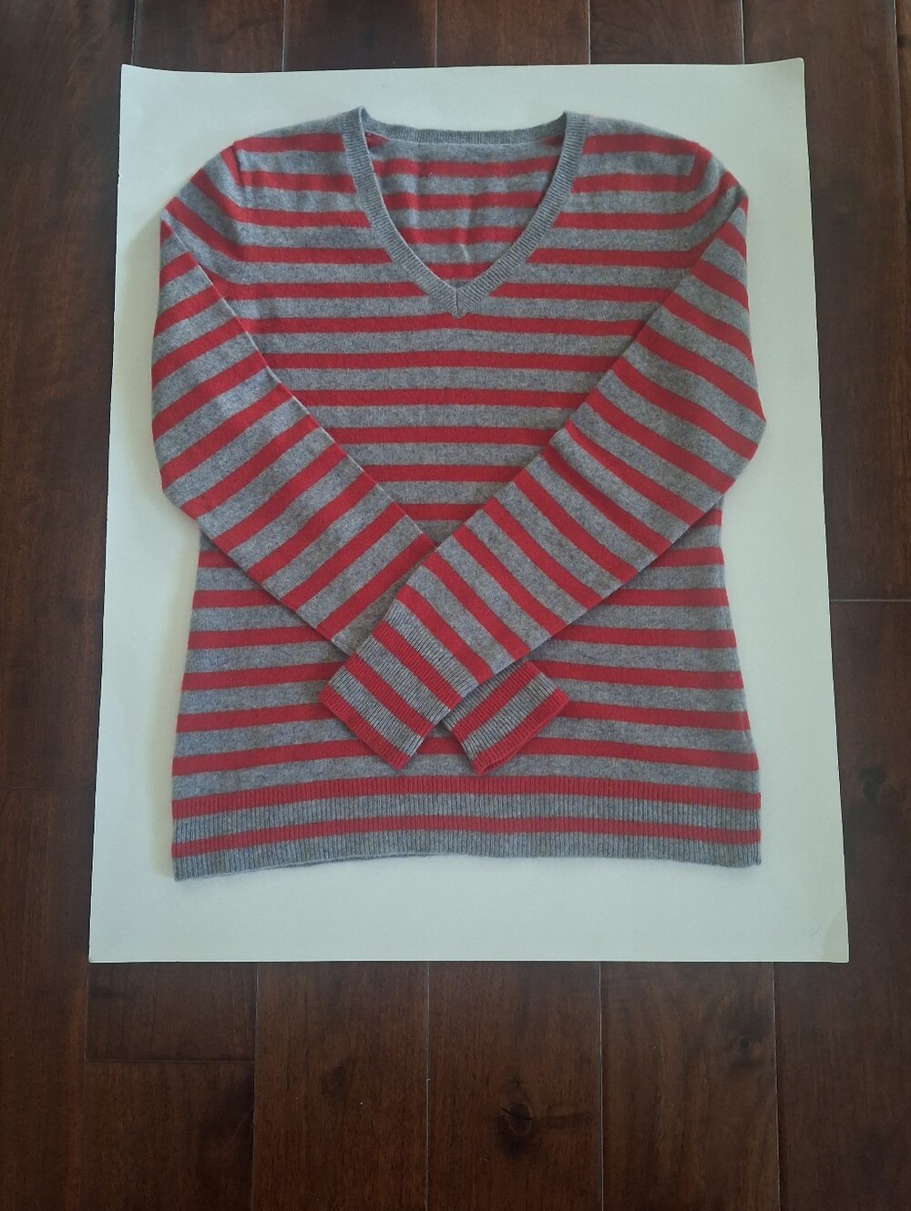 ALEX MARIE Striped CASHMERE V-neck Long Sleeve Sweater - Color: Gray & Red